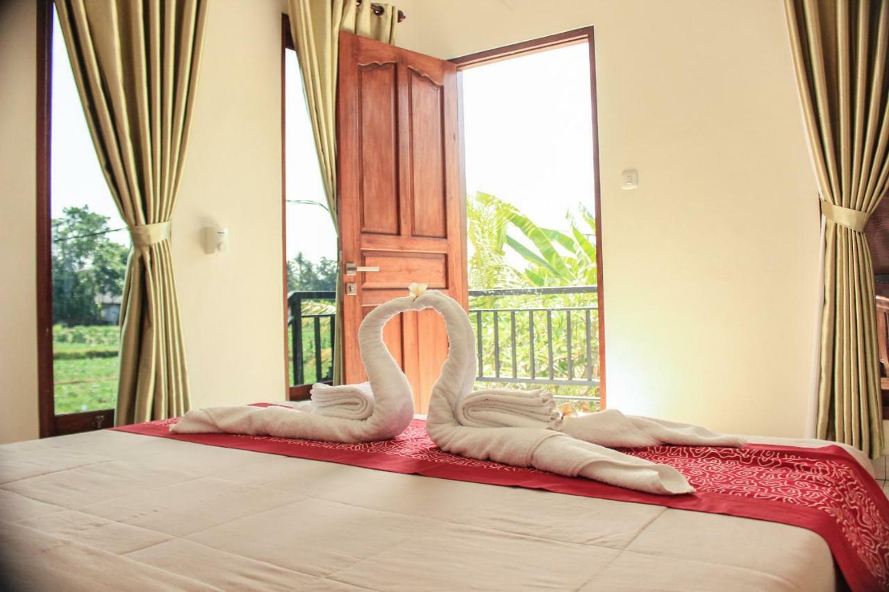 Ancut Sari Hotel Ubud Exterior foto